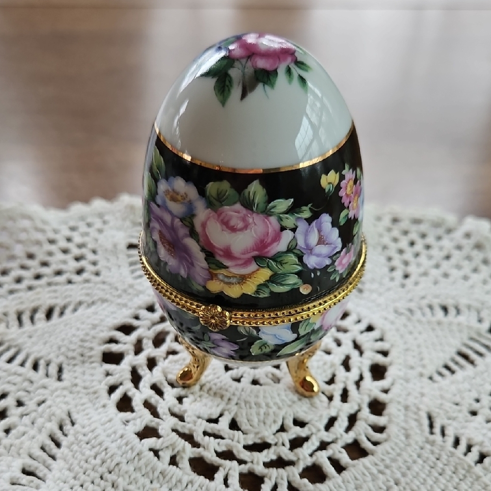 Vintage Porcelain Egg Trinket Box